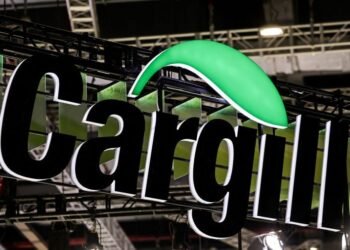 Exclusive-Cargill in talks to sell metals unit to Macquarie, sources say
