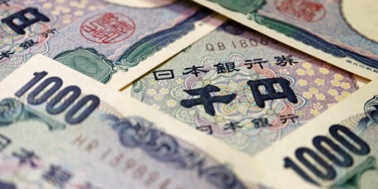 Exclusive-Japan plans to better manage war chest for yen intervention, draft report shows