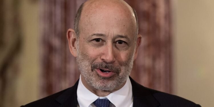 Former Goldman CEO Lloyd Blankfein calls day trading his ‘music’ — and says 98% of his portfolio is in risky assets