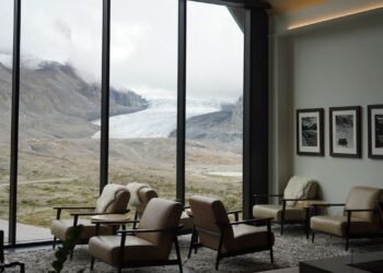 From Glacier Views to Lakeside Lodges, These Are the Best Places to Stay in and Around Jasper National Park