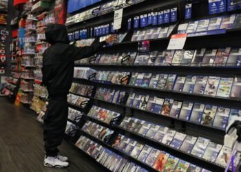 GameStop wants to buy back $2 billion of its own stock after an eBay-fueled selloff
