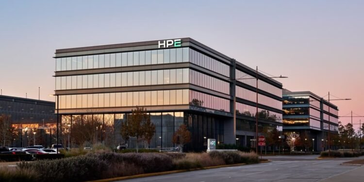 HPE’s stock soars toward record gain as earnings show a networking bonanza