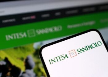 Intesa launches $35 billion Monte dei Paschi bid in record Italian banking deal