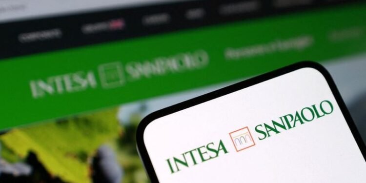 Intesa launches $35 billion Monte dei Paschi bid in record Italian banking deal