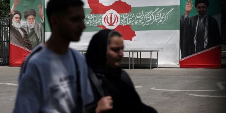 Iranian Guards’ business empire to win big if U.S. sanctions lifted