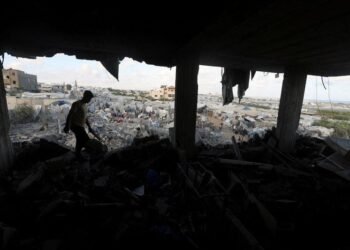 Israel kills five in Gaza as Egypt hosts new ceasefire talks