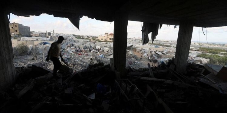 Israel kills five in Gaza as Egypt hosts new ceasefire talks