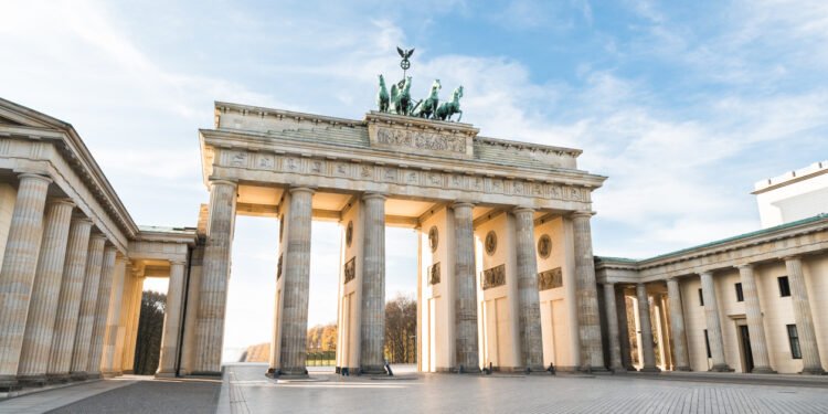 Janus Henderson acquires Rantum Capital in private credit push