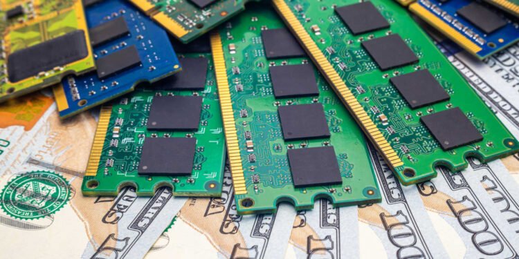 Micron, other memory stocks are having their best year ever. Why do they still look so cheap?