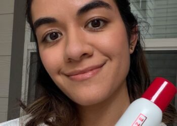 ONE/SIZE Oil Sucker Liquid Blotting Paper Spray Review