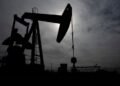 Oil falls as traders digest escalation in US-Iran strikes