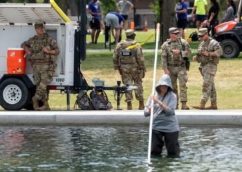 People ticketed for vandalizing Washington Reflecting Pool to be fully prosecuted, US Attorney Pirro says