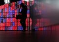 Shares jump, oil skids in Asia on news of Gulf deal