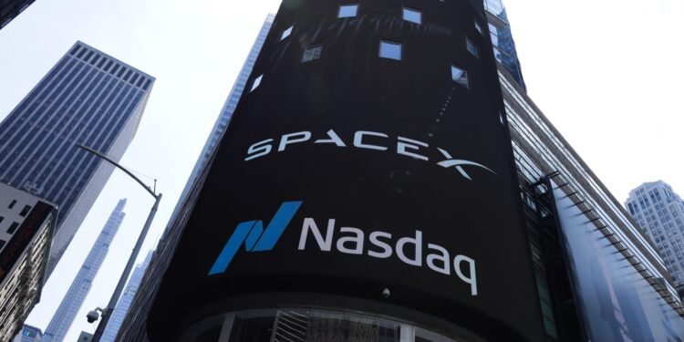 SpaceX seeing interest from short sellers, but most afraid to go against Musk