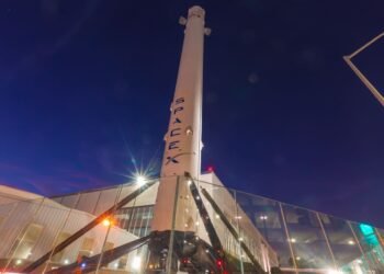 SpaceX succumbs to gravity as the stock briefly dips below its debut price on Nasdaq
