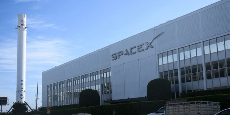 SpaceX’s new bonds are flashing a warning sign, as investors pump the brakes on AI frenzy