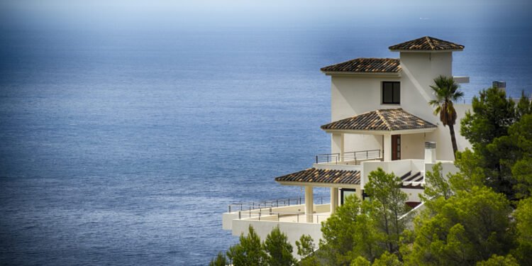 Spanish housing debt fund launches with €60m target