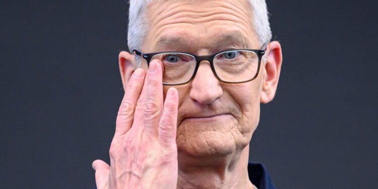 Stocks making the biggest moves midday: BB, KYMR, AAPL, WEN
