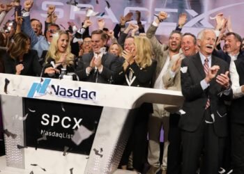Stocks making the biggest moves premarket: SPCX, HOOD, HUN