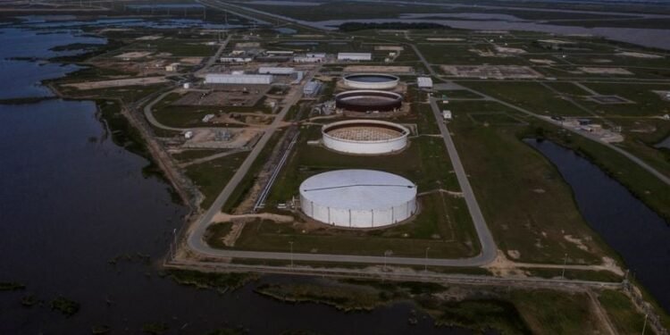 Stocks of oil in US Strategic Petroleum Reserve falls to lowest since 1983