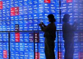 Stocks slip in Asia, oil up on peace doubts