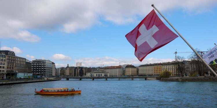 Switzerland votes on proposal to cap population at 10 million