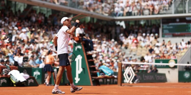 The Golden Rules of Attending a Tennis Grand Slam, According to Players, Fans, and Experts