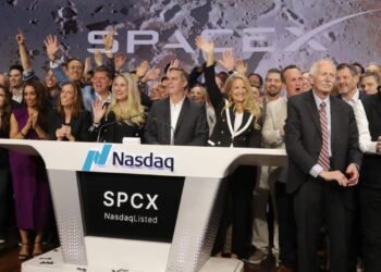 The average SpaceX buyer post-IPO is almost under water after two-day slide