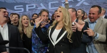 The initial SpaceX frenzy is cooling off — but a new wave of cash is waiting to strike