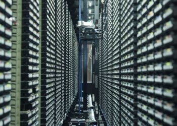 These 10 Chinese stocks are powering U.S. data centers