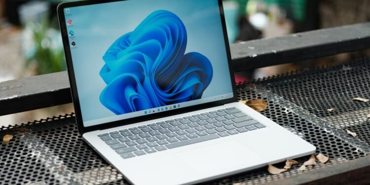 These Hacks Let You Force Quit Frozen Apps on Windows