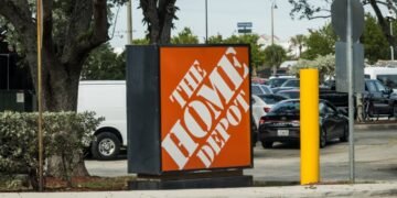 These Lawn and Garden Tools Are up to 47% Off Right Now at Home Depot