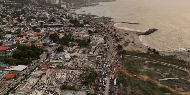 Thirty-three people rescued, thousands still missing after Venezuela quakes