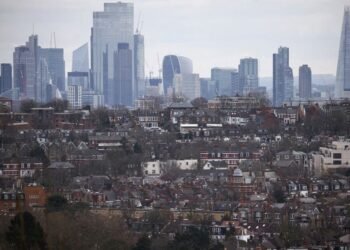 UK property market remains fragile and landlords curb rentals