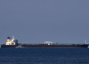 US quietly allows waiver on Russian oil to expire