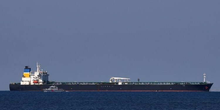 US quietly allows waiver on Russian oil to expire