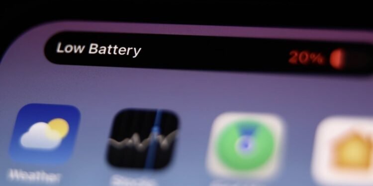 Update iOS Now to Fix Your iPhone's Charging Problems