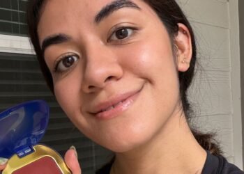 Violette_FR Plume Blush Airbrush Powder Review