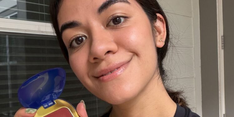 Violette_FR Plume Blush Airbrush Powder Review