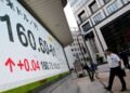 Yen nears weakest in 40 years as BOJ hike fails to stem rout