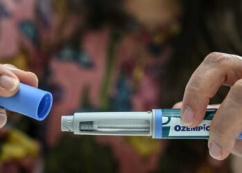 Zealand Pharma loses a fifth of its value as many users gave up taking weight-loss drug during trial