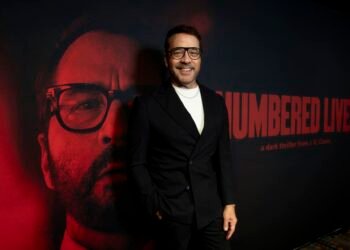 ‘Entourage’ star Jeremy Piven sells modern private retreat in L.A. for a reduced $6.9 million