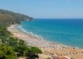 12 Best Beaches in Rome to Do as the Romans Do