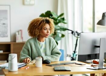35% of employees work remotely, despite stricter policies, data shows