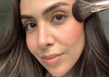 A Makeup Artist Taught Me To “Blonze” — & It’s The Easiest Summer Glow Trick