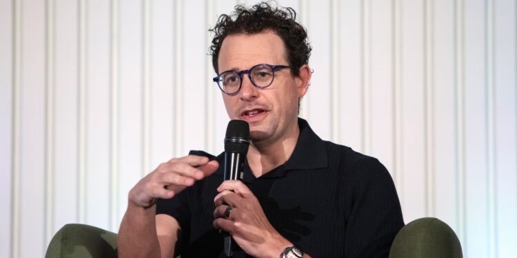 Anthropic moves closer to IPO as bankers line up investor meetings