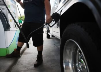 Brace for $4 gas again: How U.S.-Iran tensions are threatening to end the price break at the pump