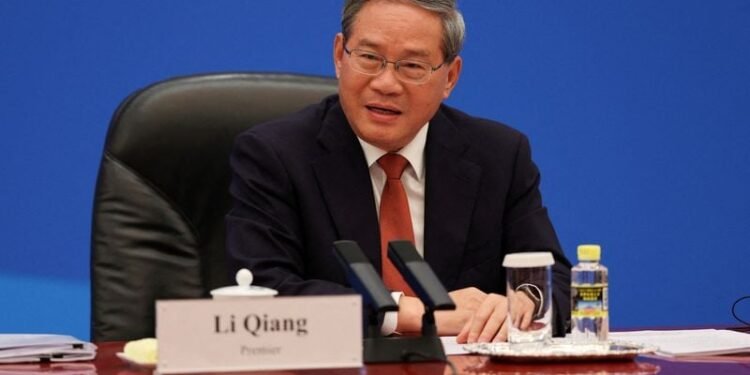 China’s premier urges ’objective’ understanding of the economy