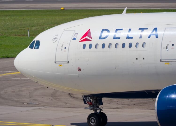Delta faces jet-fuel jitters even as it sees strong travel demand