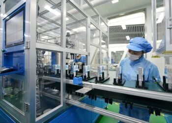 Global AI wave revs up Asian factories, offsetting war-induced pain